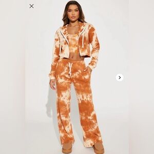 Fashion Nova Orange and Cream Tie-Dye Jogger Set